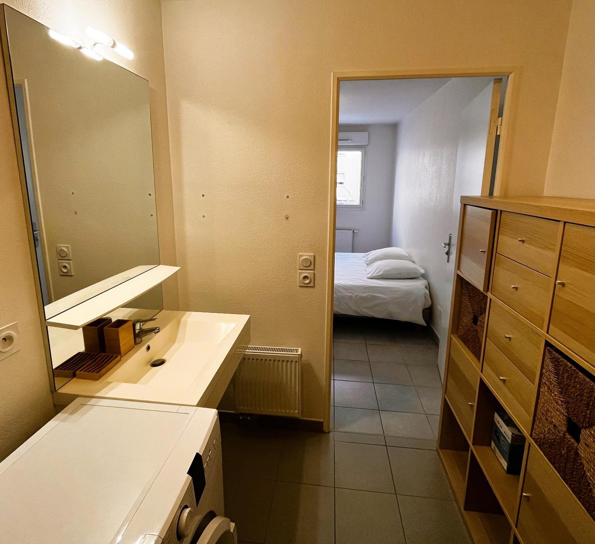 Appart Romarin - Proche Gare - Cosy Miramas Bagian luar foto